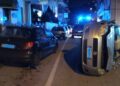 Schianto a Sant'Alessio Siculo, sbatte contro un'auto in sosta e si ribalta: ferito un uomo. FOTO 2 incidente santalessio 1