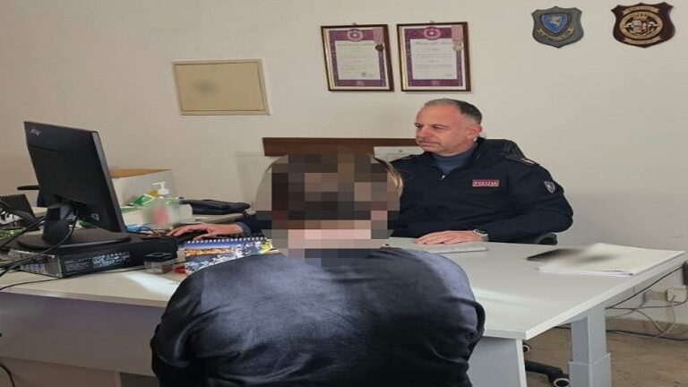 INGIURIE E MINACCE ALLEX CONVIVENTE STALKER DENUNCIATO DALLA POLIZIA DI STATO