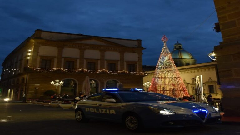 UBRIACO AL VOLANTE FERMATO E DENUNCIATO DALLA POLIZIA DI STATO A CALTAGIRONE