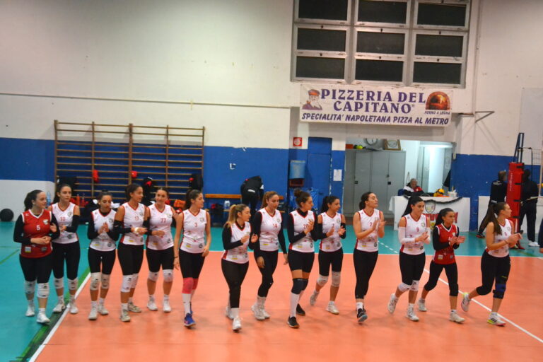 Squadra Team Volley Messina Serie C Femminile in campo alla Juvara