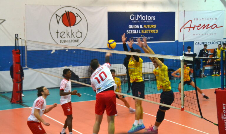 Attacco Caravello Ambiente Lab Team Volley Pallavolo Serie C Maschile.JPG