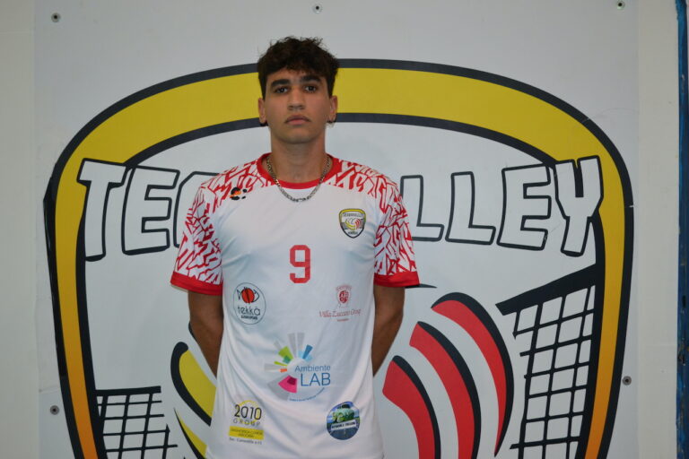Davide Arena schiacciatore Team Volley Messina Serie C maschile ph Chiara Galipo