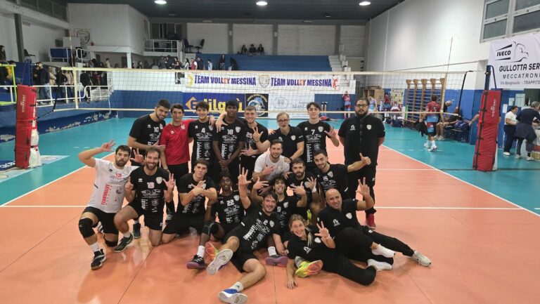 Pallavolo Serie C F/M. Team Volley Messina, una vittoria e una sconfitta all’esordio in Serie C Team Volley Messina maschile fine partita