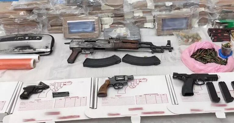 Maxi Sequestro Armi e Droga Catania