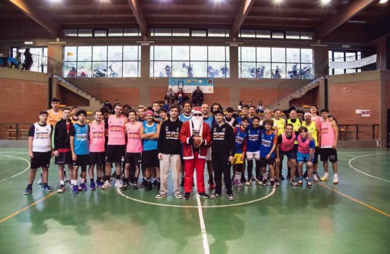 Giardini Naxos. Torna il torneo di Basket 3vs3 organizzato dall’Asd Kalkis: l’evento sportivo si terrà il 27 dicembre Palestra Comunale di Giardini Naxos