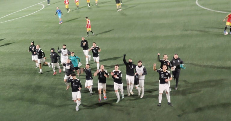 I santateresini festeggiano a fine gara