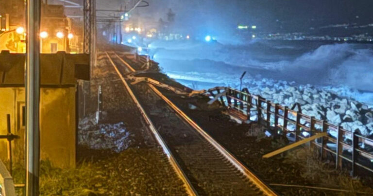 ferrovia interrotta scaletta